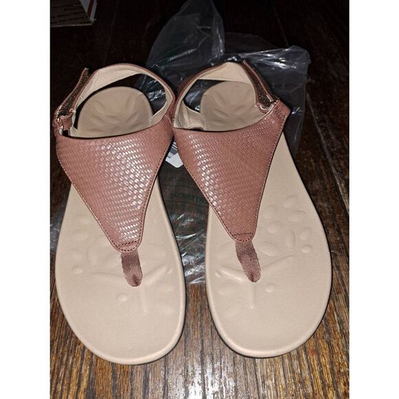 New Size 8-8.5 Brown Thong Hook Loop Sandals Flip Flops Summer Shoes - Picture 1 of 5